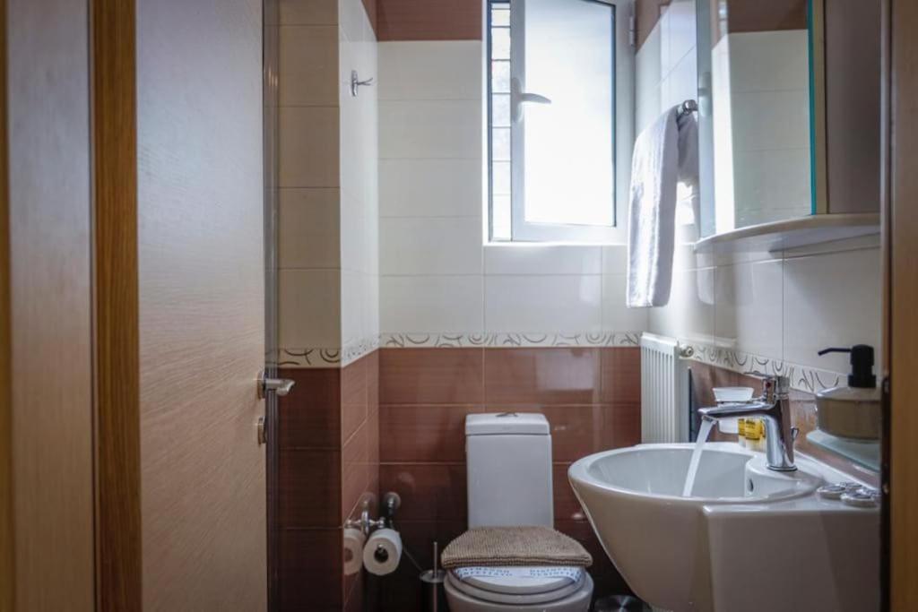 Pame Rentals - Cozy Glyfada Stay With Free Parking Athens Exterior photo